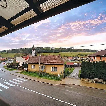 Leone Penzion&restaurant Panzió Pálmafalva